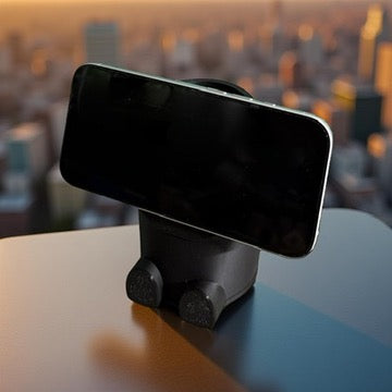 🐵 Milo the Monkey – MagSafe Holder with Personality
