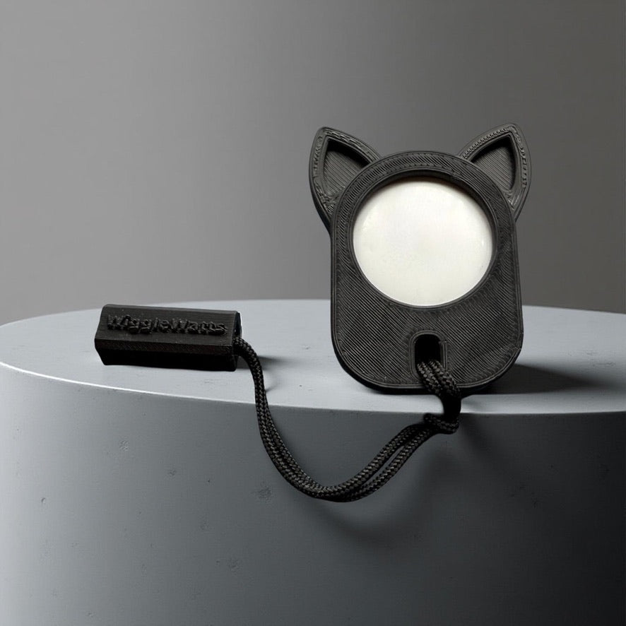 Luna the Cat AirTag Holder – Cute 3D Printed Tracker Case with Rope Loop | Secure & Stylish AirTag Accessory